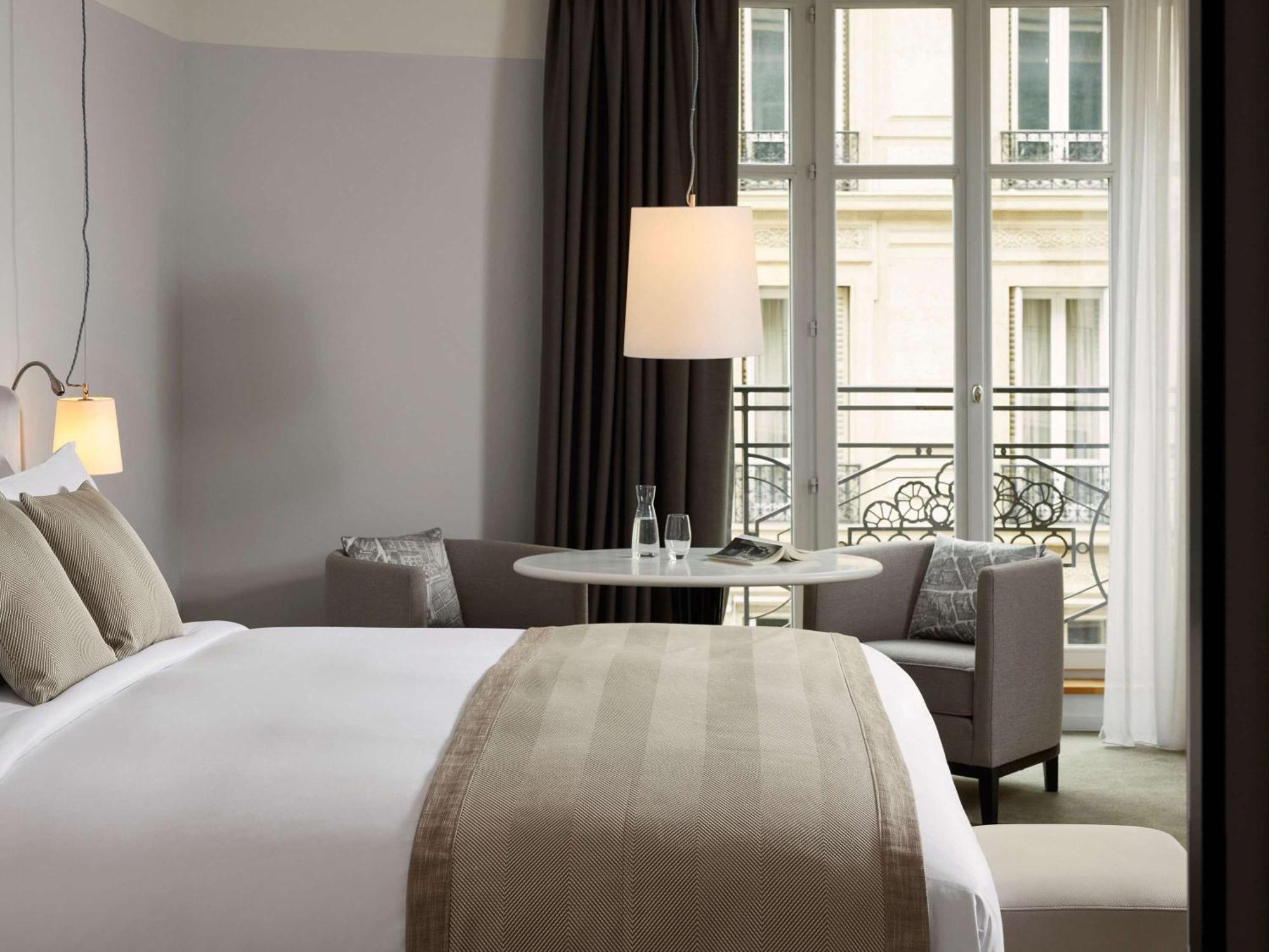 Hotel Sofitel Paris Arc De Triomphe Exterior foto